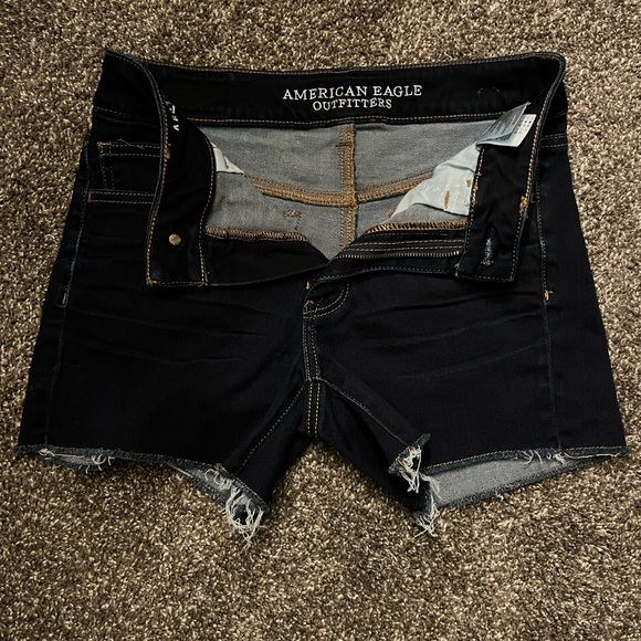 American Eagle Outfitters Hi Rise Shortie Denim Jeans Shorts Dark Wash - Picture 2 of 9